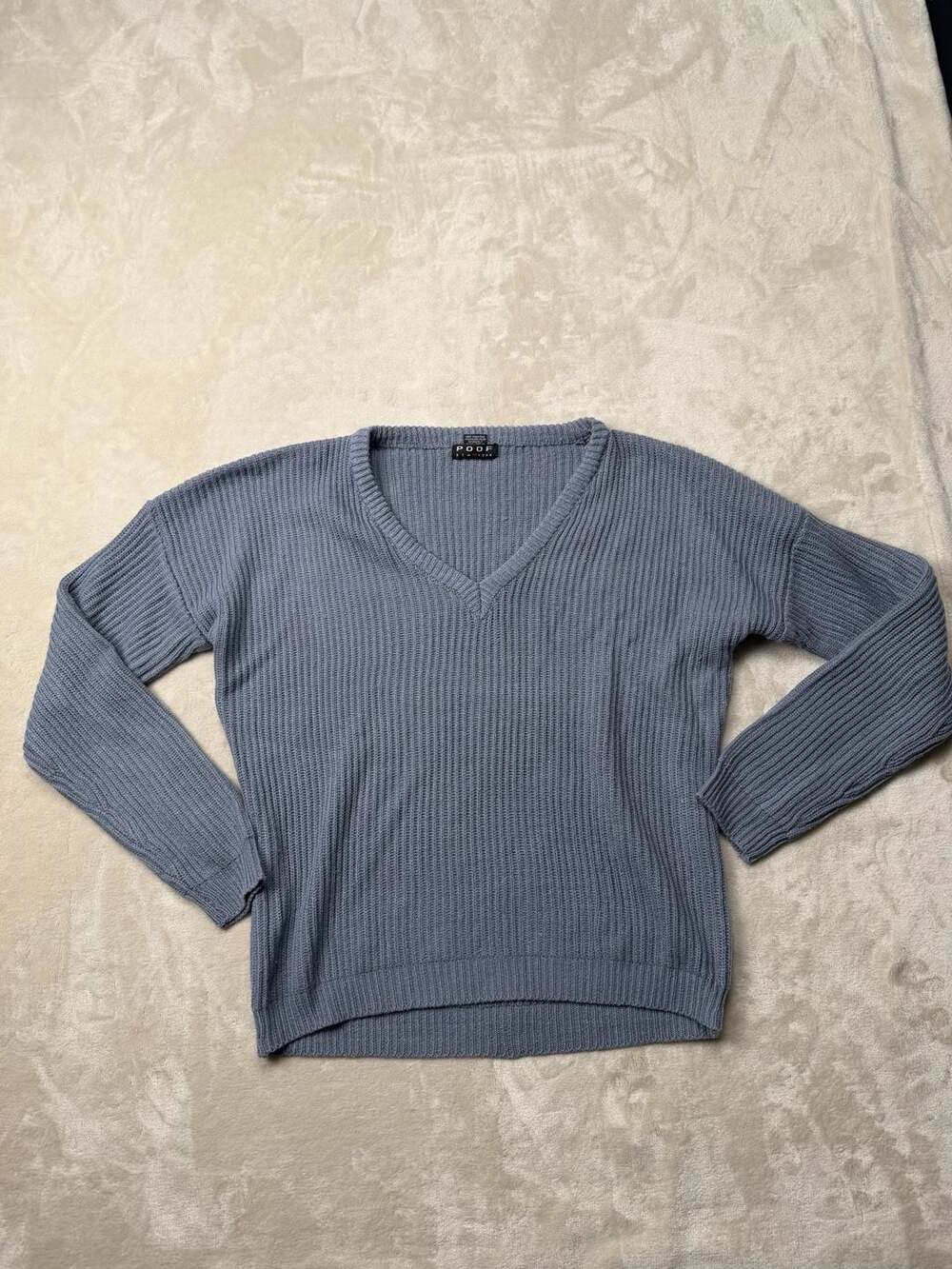 Poof New York V-Neck Sweater Size M Blue Ribbed Knit Pullover